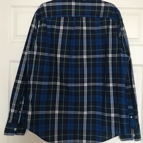 American Eagle Plaid Classic Fit Shirt (NWOT) - Picture 8 of 11